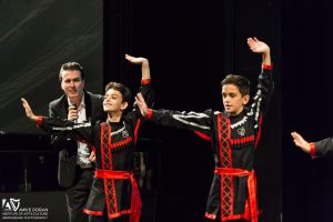 آموزش رقص پشت پا ترکی کودکان
